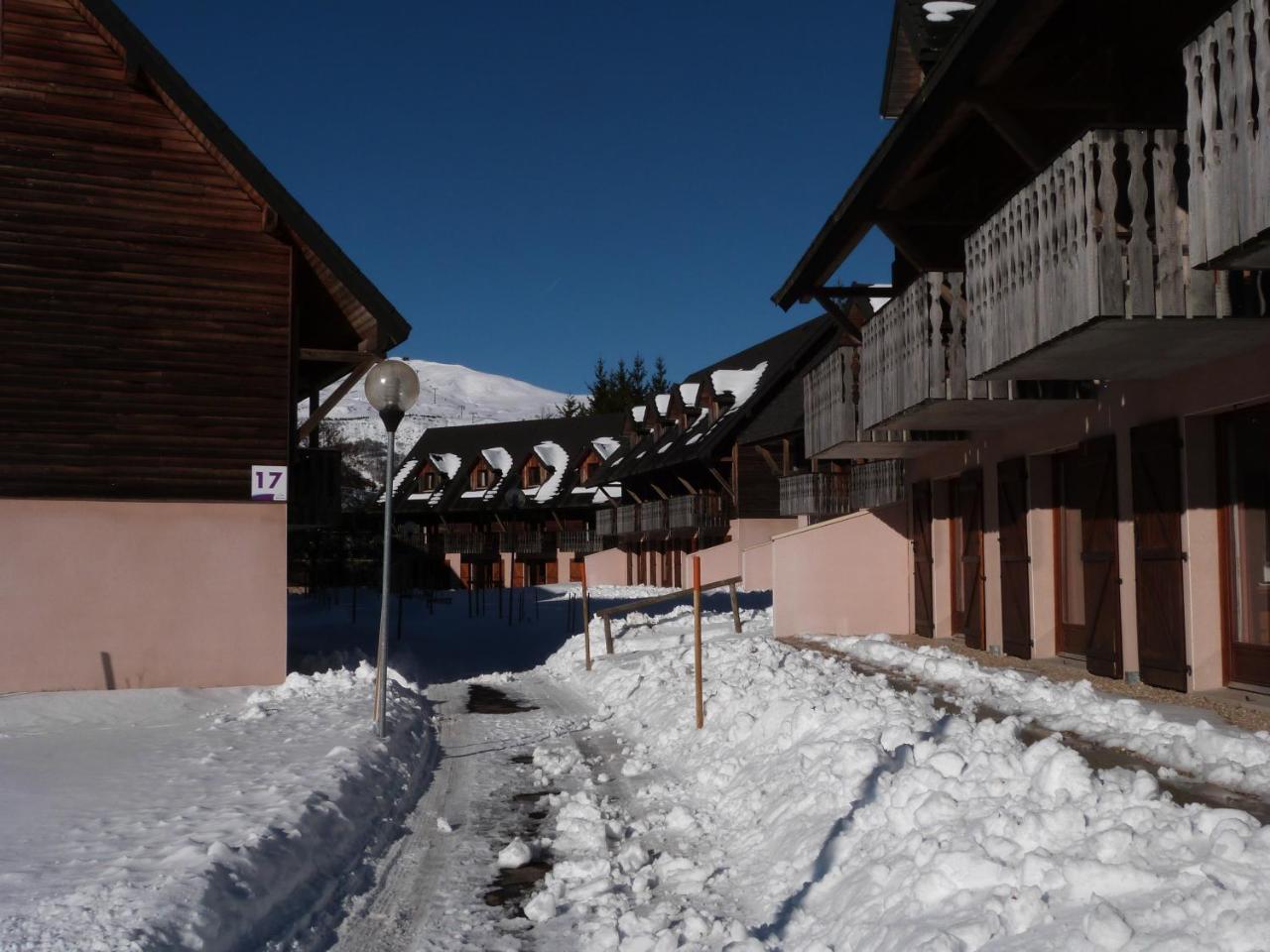 Residence Le Bois De La Reine Super Besse Exterior foto